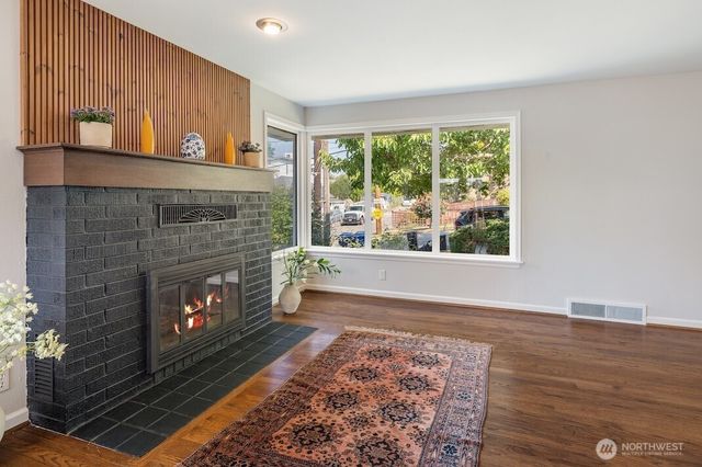 4831 S Holly Street, Seattle, WA 98118