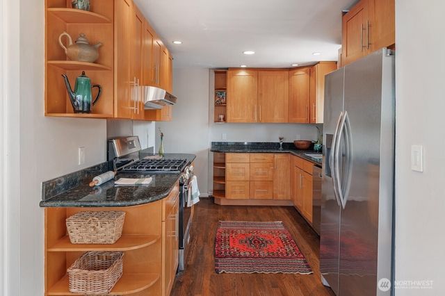4831 S Holly Street, Seattle, WA 98118