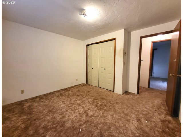 4498 MARCUM Ln, Eugene, OR 97402