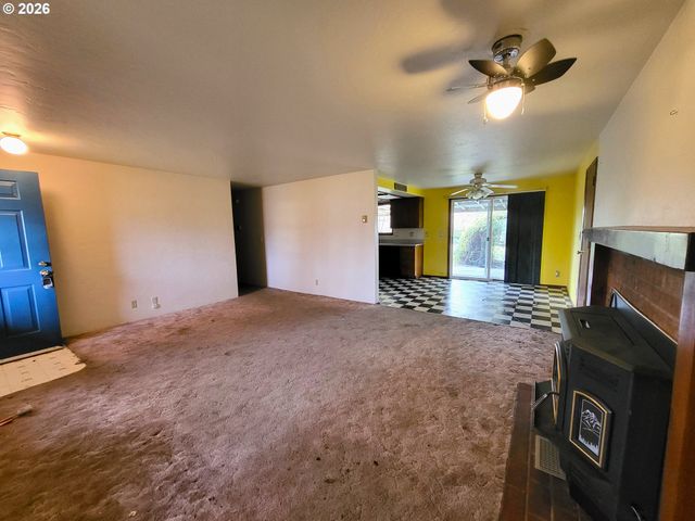 4498 MARCUM Ln, Eugene, OR 97402