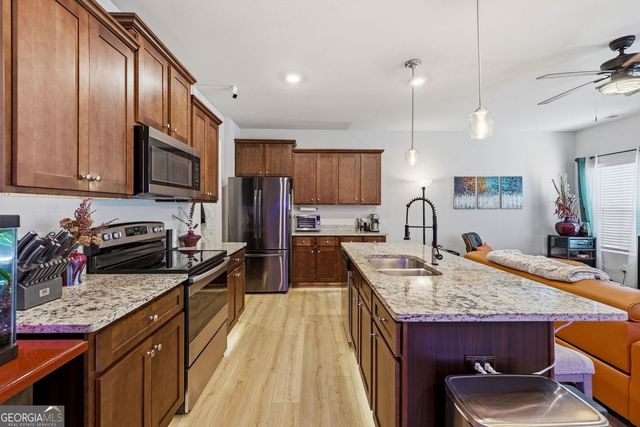 3642 Abbey Way, Gainesville, GA 30507