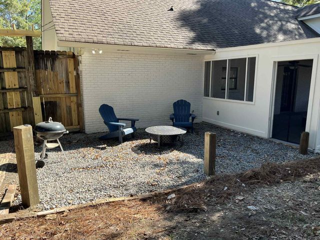 411 Whispering Pines, Hattiesburg, MS 39402