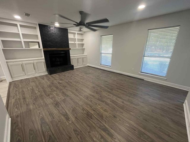 411 Whispering Pines, Hattiesburg, MS 39402