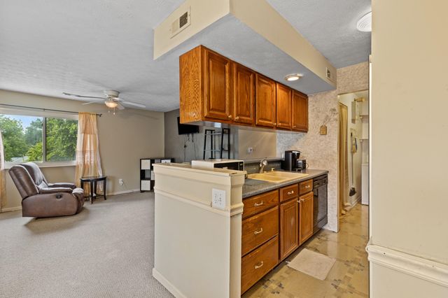 1070 Oakgrove Court, 4, Independence, KY 41051