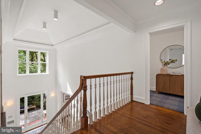 4753 RESERVOIR RD NW, Washington, DC 20007
