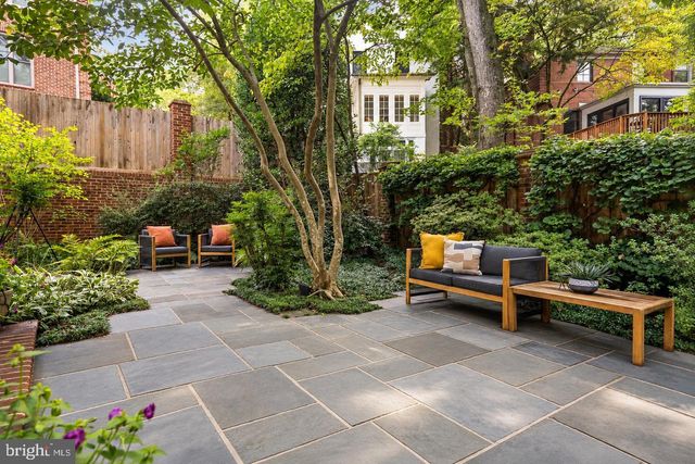 4753 RESERVOIR RD NW, Washington, DC 20007