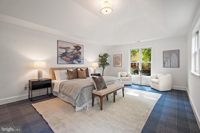 4753 RESERVOIR RD NW, Washington, DC 20007