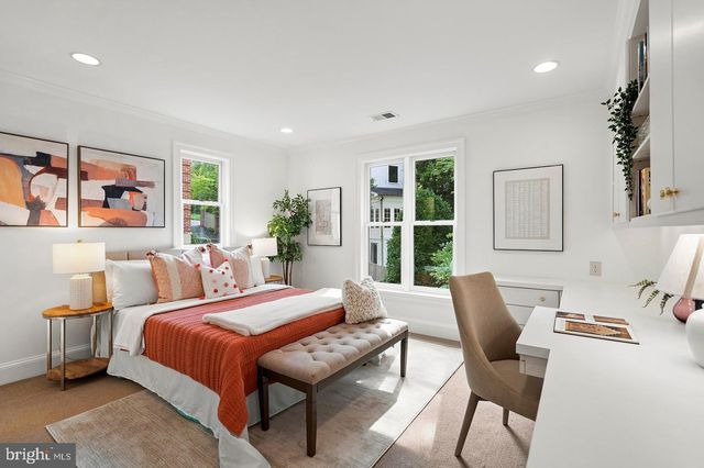 4753 RESERVOIR RD NW, Washington, DC 20007