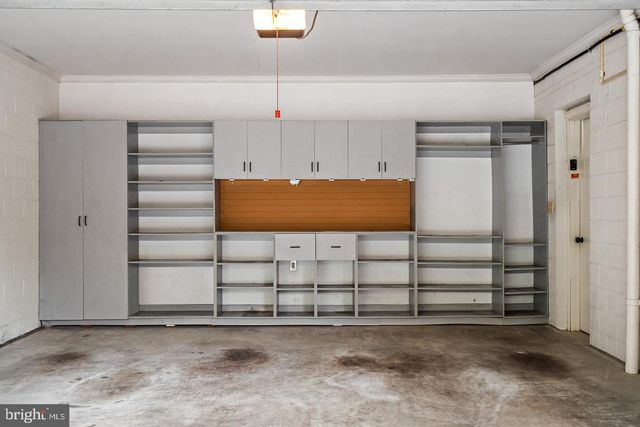 4753 RESERVOIR RD NW, Washington, DC 20007