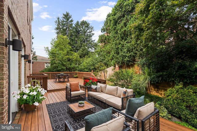 4753 RESERVOIR RD NW, Washington, DC 20007