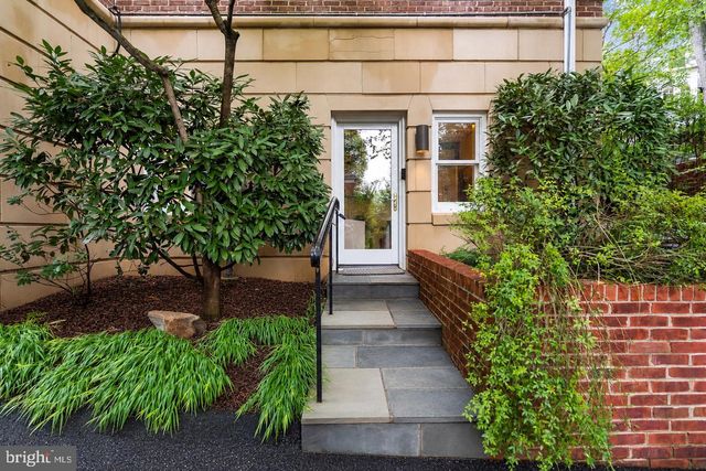 4753 RESERVOIR RD NW, Washington, DC 20007
