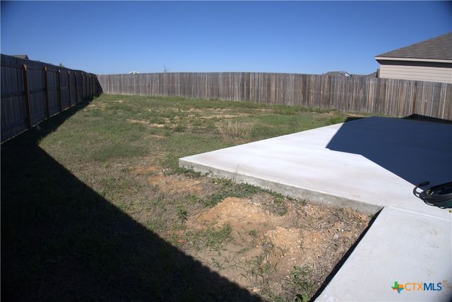 809 Riviera Court, Seguin, TX 78155