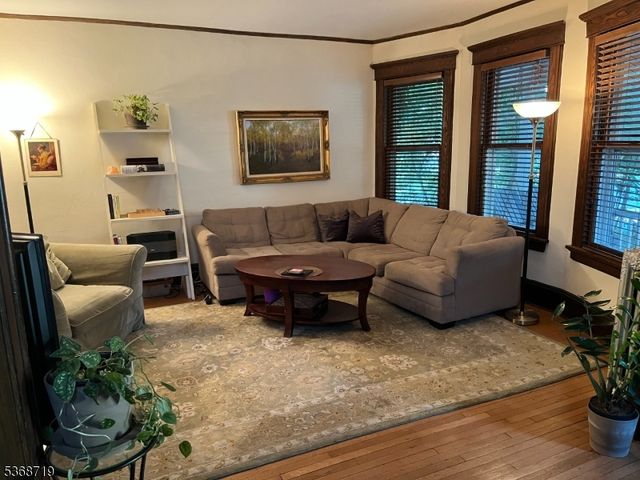 1 Irving Pl, Summit City, NJ 07901