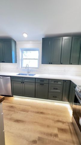 4598 Cottageville Highway, Round O, SC 29474