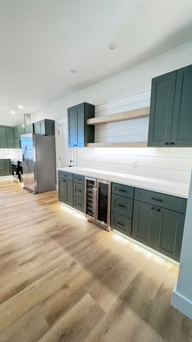 4598 Cottageville Highway, Round O, SC 29474