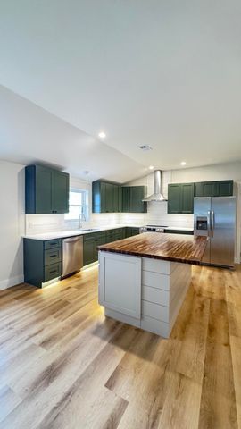 4598 Cottageville Highway, Round O, SC 29474