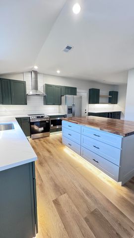 4598 Cottageville Highway, Round O, SC 29474