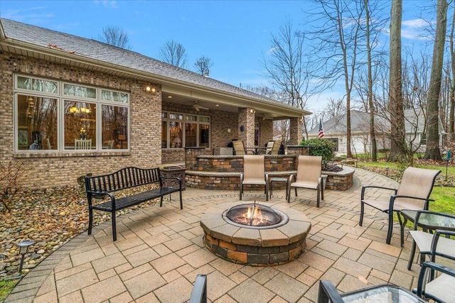 2666 Heritage Way, Stevensville, MI 49127