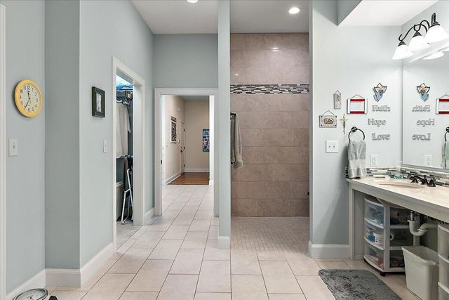 2666 Heritage Way, Stevensville, MI 49127