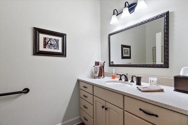 2666 Heritage Way, Stevensville, MI 49127