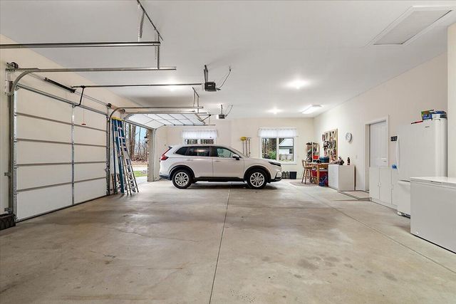 2666 Heritage Way, Stevensville, MI 49127