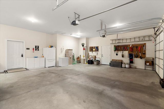 2666 Heritage Way, Stevensville, MI 49127