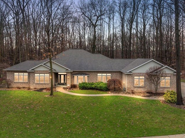 2666 Heritage Way, Stevensville, MI 49127