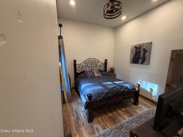 3667 Upper Gold Creek Rd, Sandpoint, ID 83864