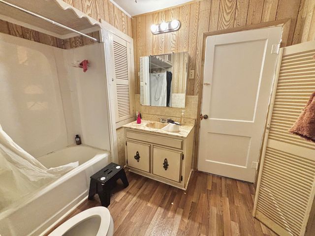 720 S 11th Street, Slaton, TX 79364