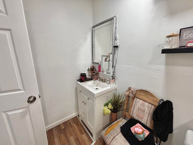 720 S 11th Street, Slaton, TX 79364