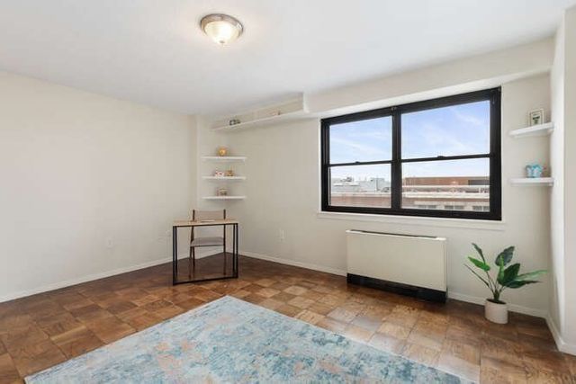 2 Hawthorne Pl 16M, Boston, MA 02114