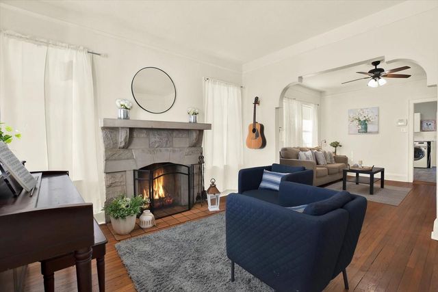 1414 E PARIS STREET, Tampa, FL 33604