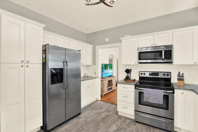 1414 E PARIS STREET, Tampa, FL 33604