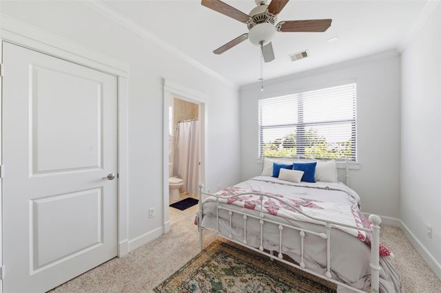 214 W 28th Street, Houston, TX 77008