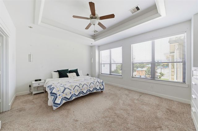 214 W 28th Street, Houston, TX 77008