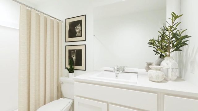 365 Lucia Way, Cleveland, TX 77327