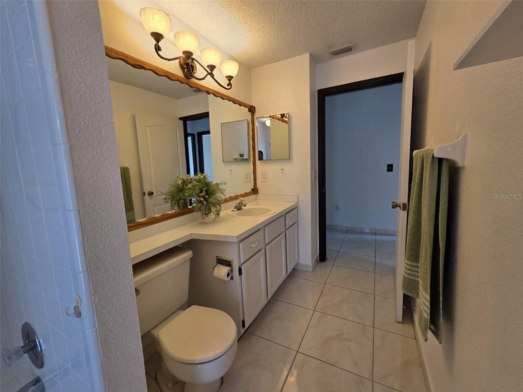 Image 22 of property listing at 1011 CALIFORNIA CREEK DRIVE, Oviedo, FL 32765