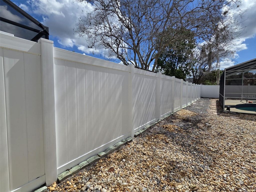 Image 24 of property listing at 1011 CALIFORNIA CREEK DRIVE, Oviedo, FL 32765