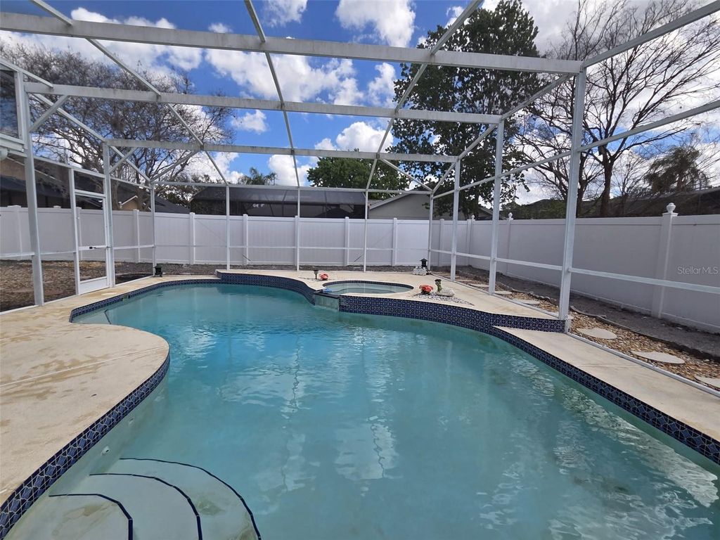 Image 28 of property listing at 1011 CALIFORNIA CREEK DRIVE, Oviedo, FL 32765