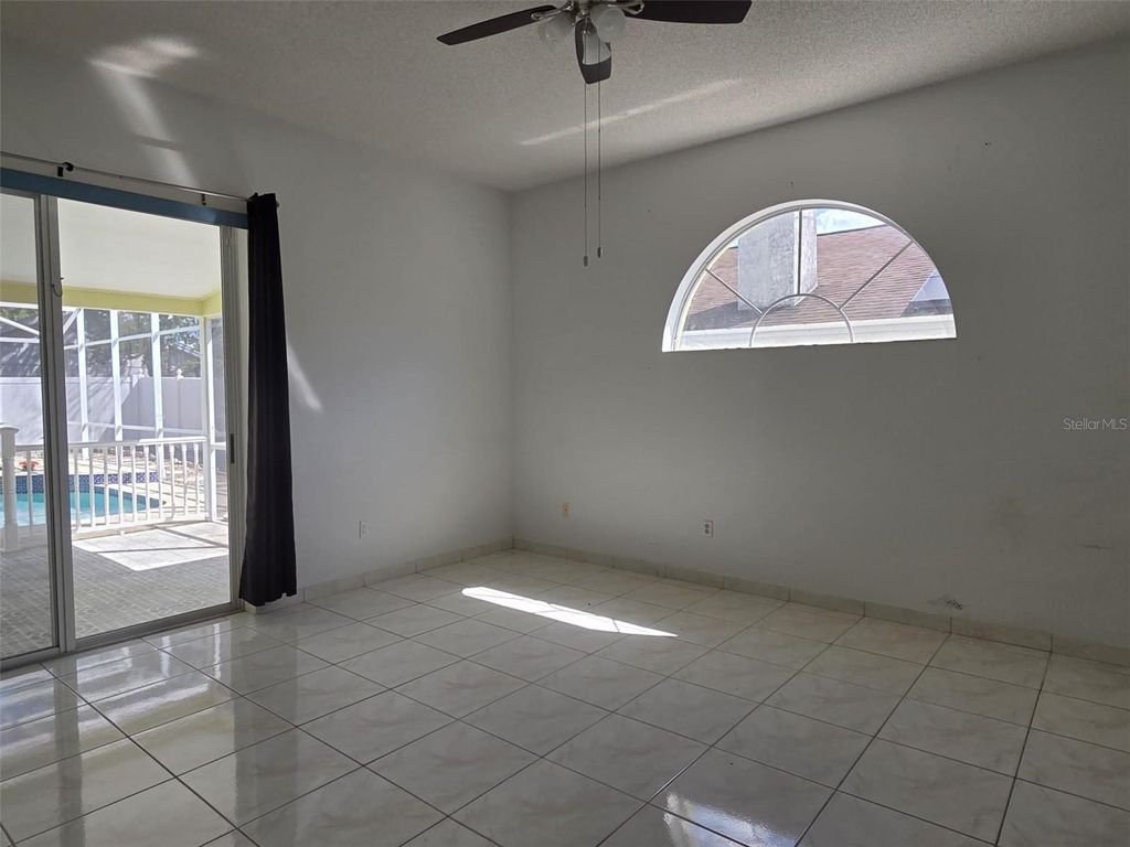 Image 10 of property listing at 1011 CALIFORNIA CREEK DRIVE, Oviedo, FL 32765