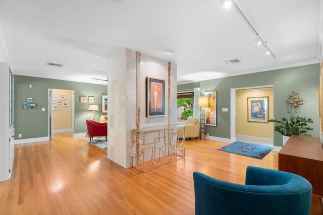 1624 Middle River Drive, Fort Lauderdale, FL 33305