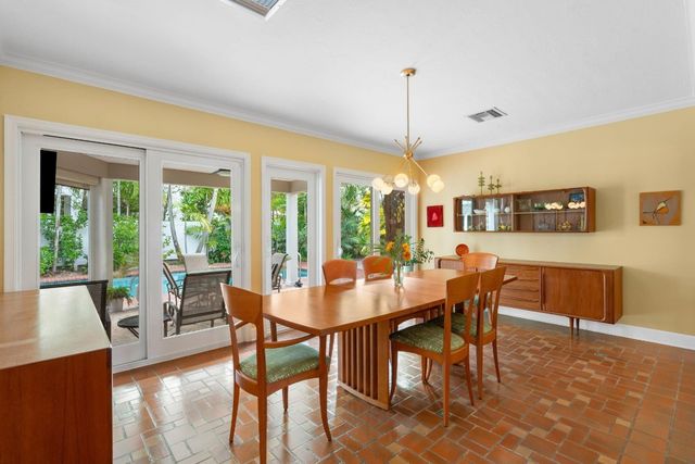 1624 Middle River Drive, Fort Lauderdale, FL 33305