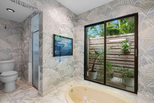 1624 Middle River Drive, Fort Lauderdale, FL 33305