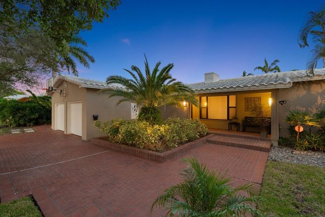 1624 Middle River Drive, Fort Lauderdale, FL 33305