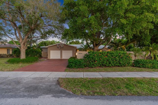 1624 Middle River Drive, Fort Lauderdale, FL 33305