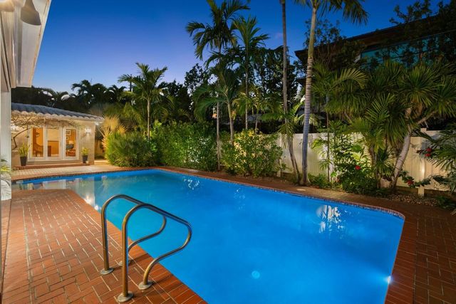 1624 Middle River Drive, Fort Lauderdale, FL 33305