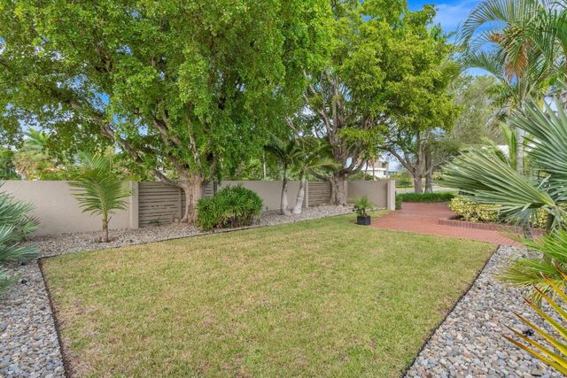 1624 Middle River Drive, Fort Lauderdale, FL 33305