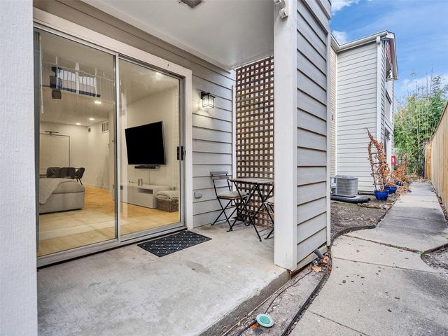 4200 Watson Street 201, Houston, TX 77009