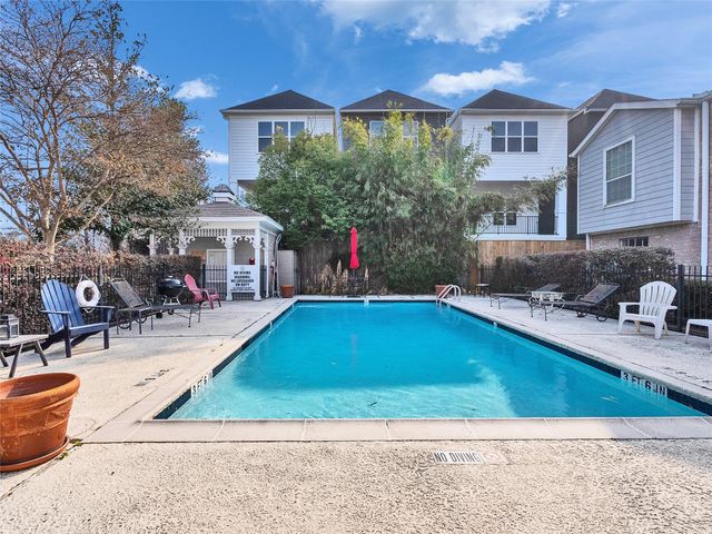 4200 Watson Street 201, Houston, TX 77009