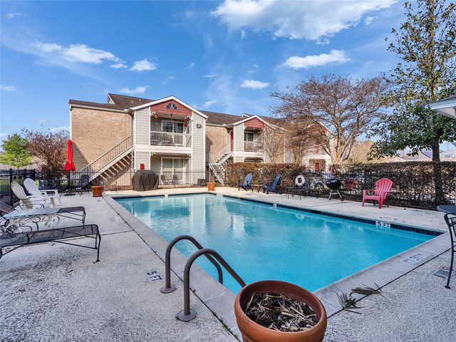 4200 Watson Street 201, Houston, TX 77009